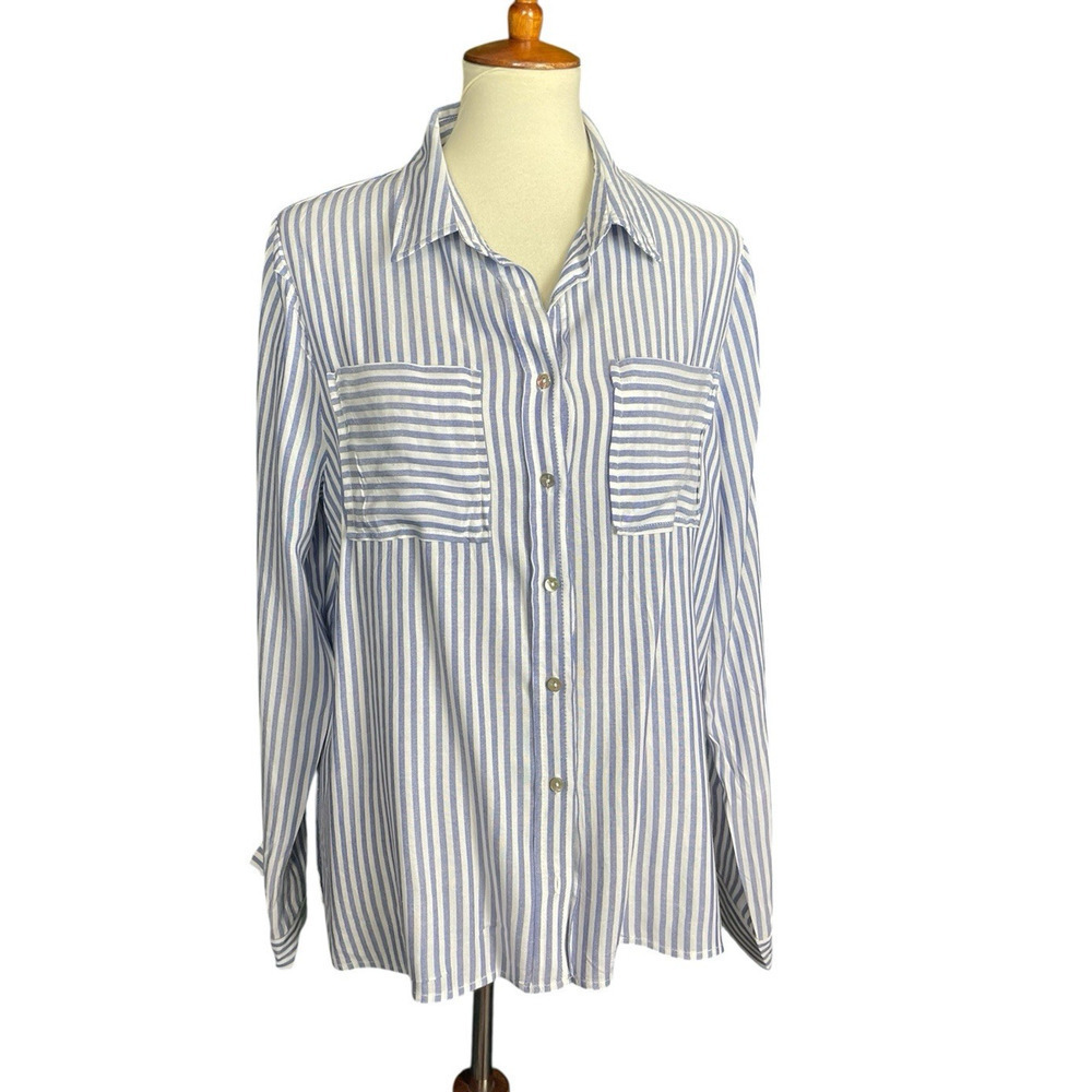 Urban Daizy Blue Stripe Shirt Women Size Large Button Down Casual Light Classic